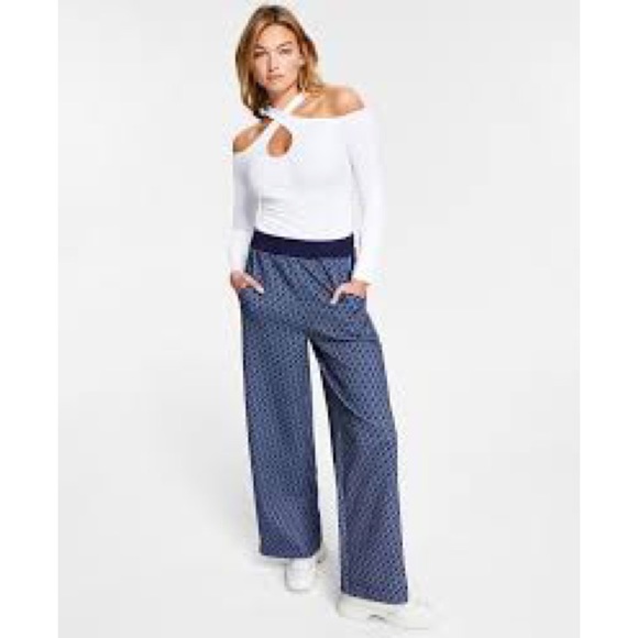 GUESS Women's Barbara Wide Leg Pant - Picture 9 of 10